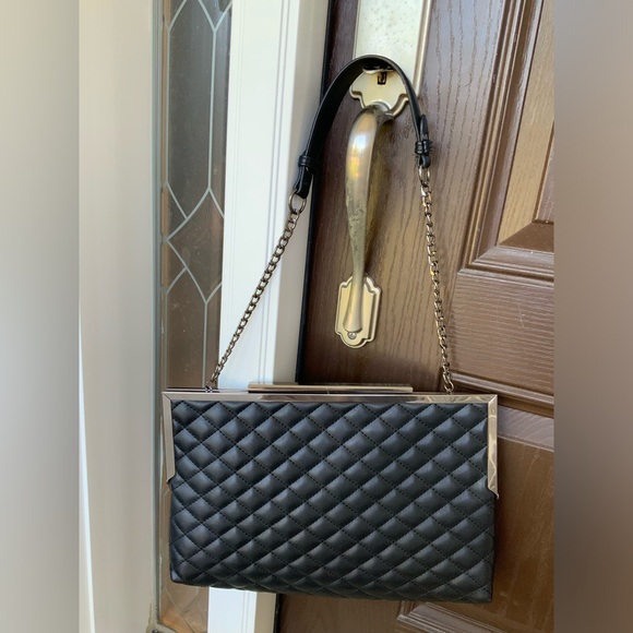 NEWLOOK Black Quilted Faux Leather Medium Shoulder Bag Clutch Purse LIKE NEW - Picture 4 of 16